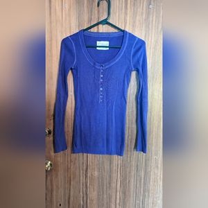 Aeropostale small purple sweater